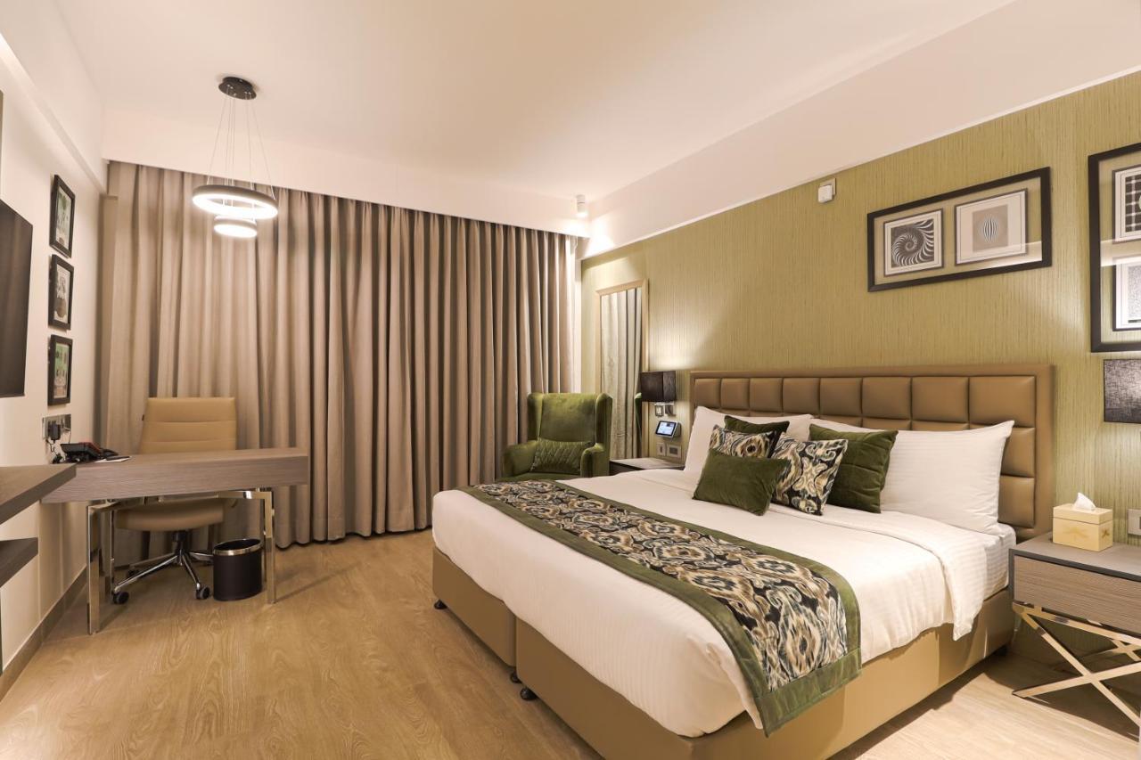 Air By Ahuja Residences Gurgaon Extérieur photo