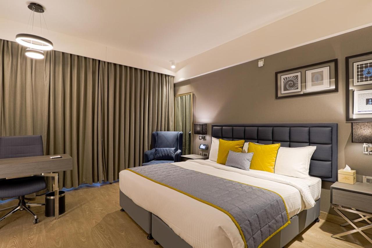 Air By Ahuja Residences Gurgaon Extérieur photo