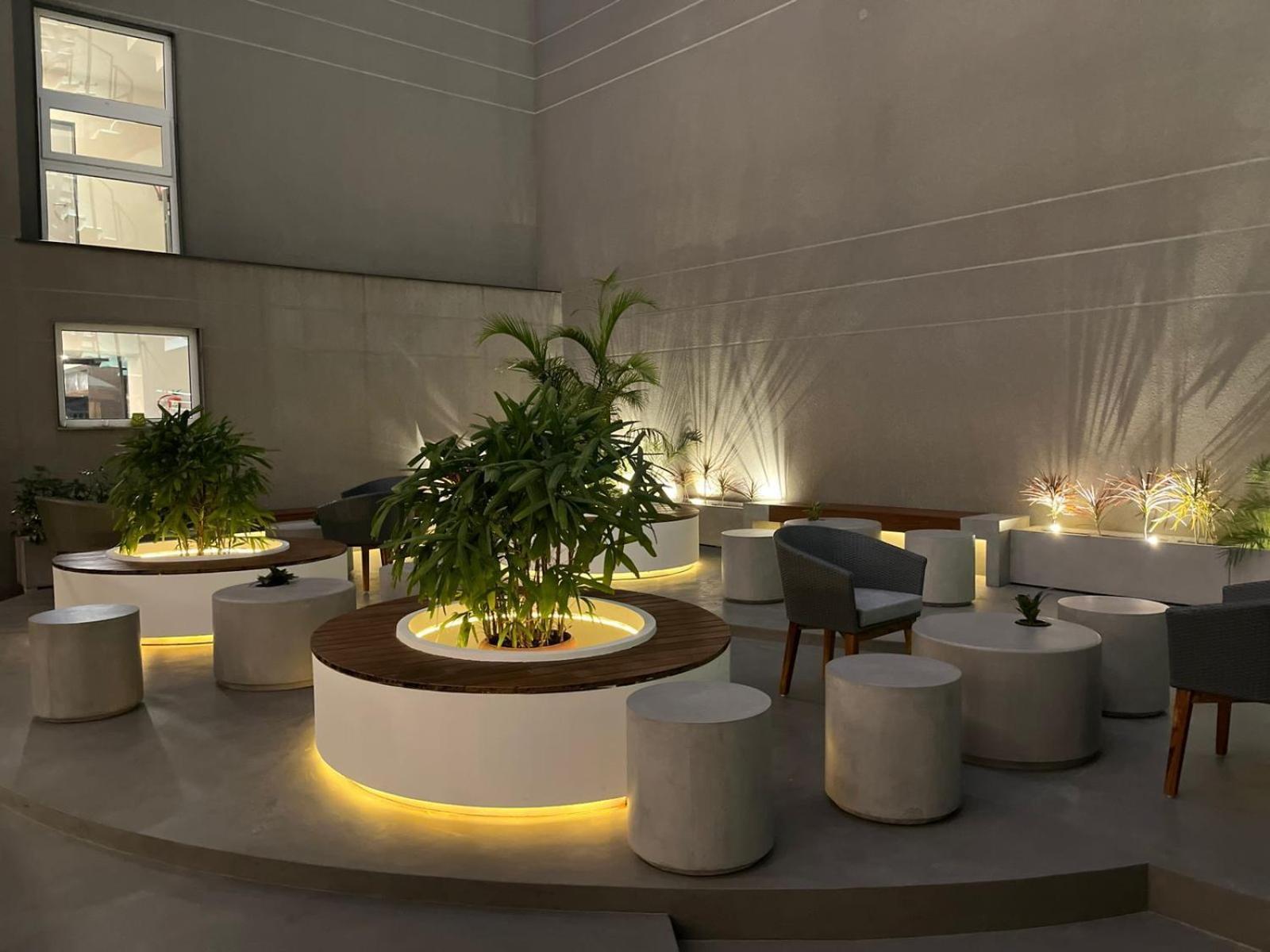 Air By Ahuja Residences Gurgaon Extérieur photo
