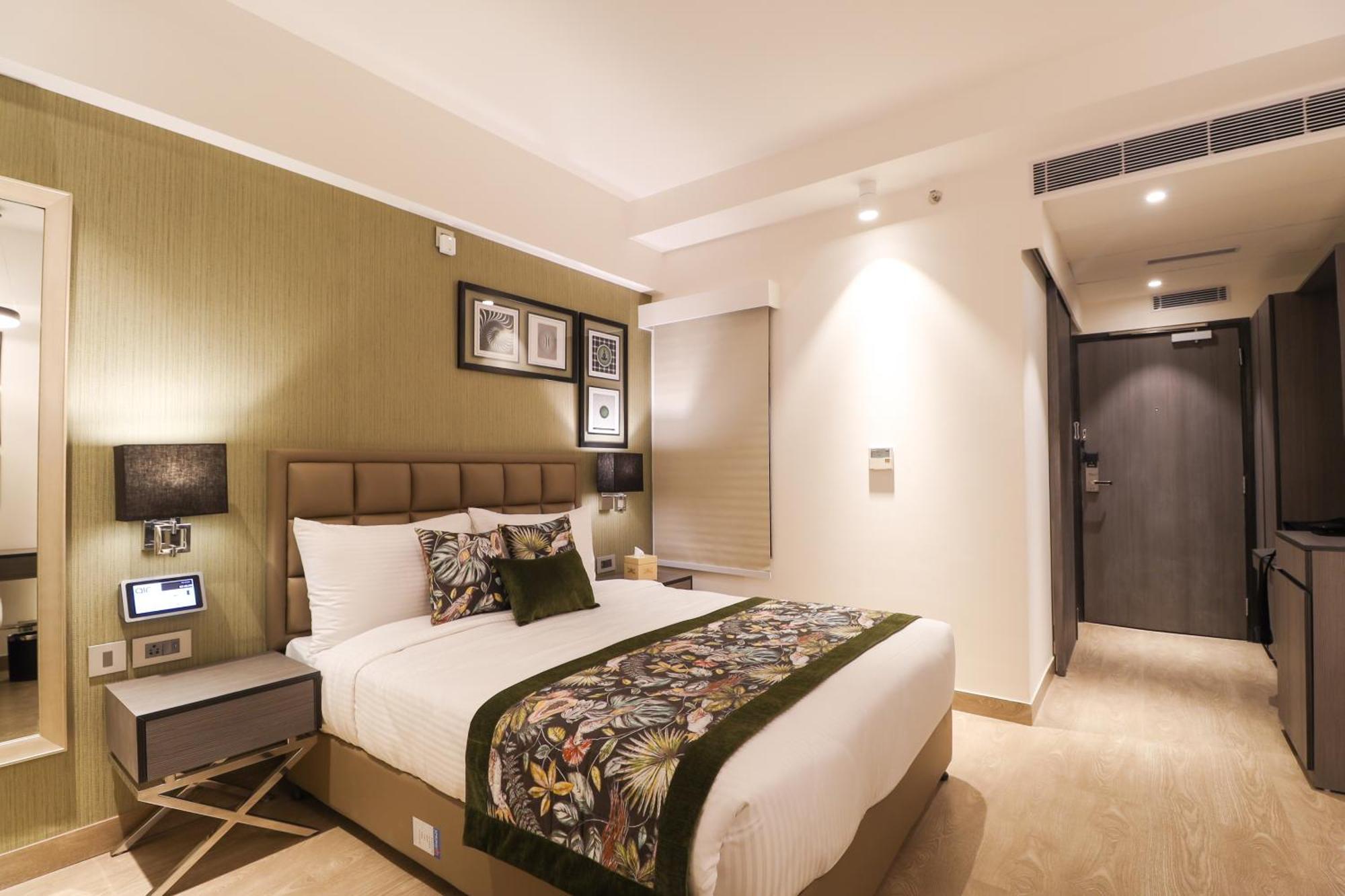 Air By Ahuja Residences Gurgaon Extérieur photo
